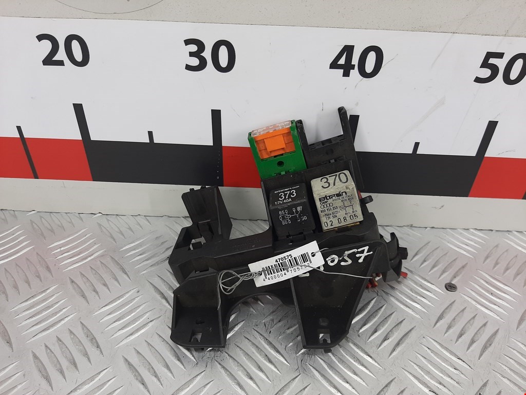 Блок реле AUDI A4 B7 2004-2007