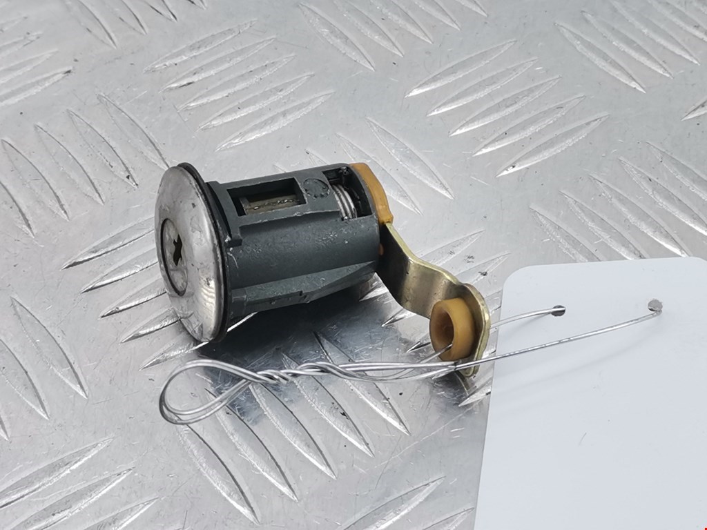 Вставка замка багажника CITROEN Berlingo 1996-2012