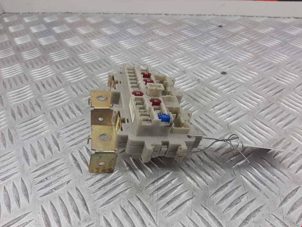 Датчик уровня в бачок омывателя INFINITI QX56/QX80 2004-2010