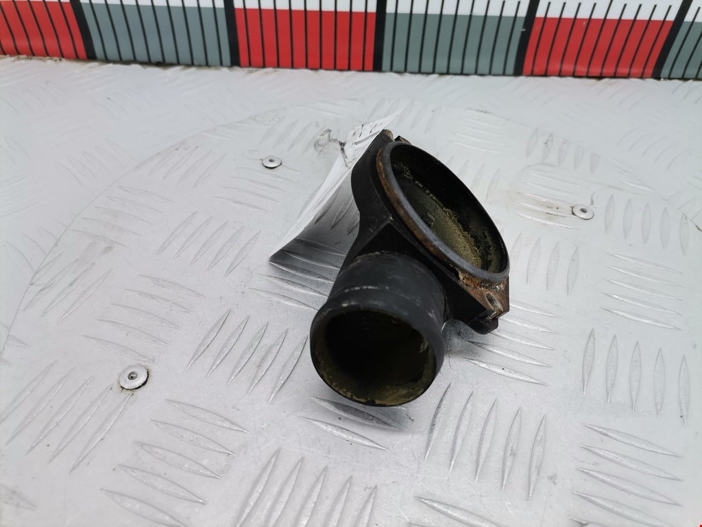 Корпус термостата VOLKSWAGEN LT 1996-2006