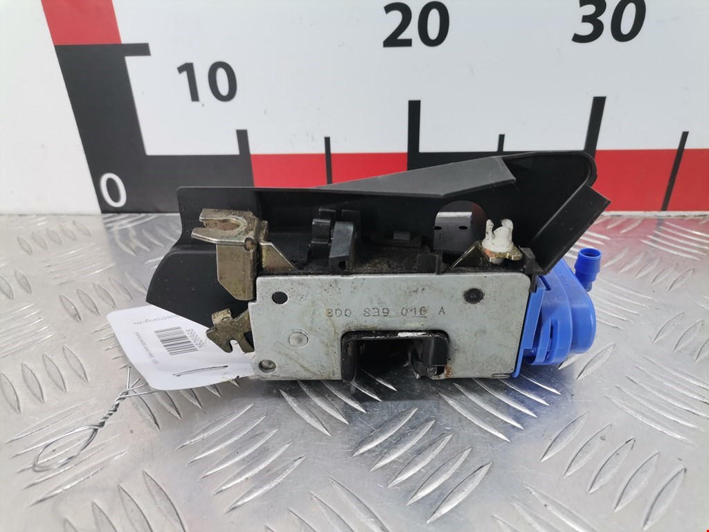 Замок двери задней правой AUDI A4 B5 1995-2001