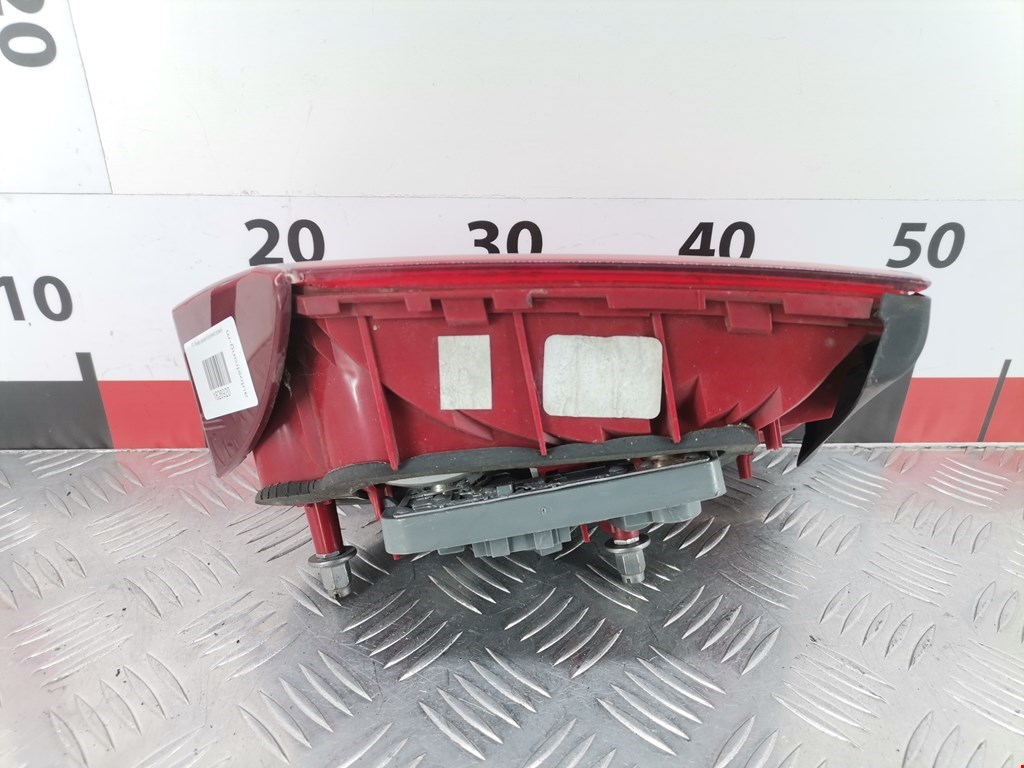 Фонарь задний внутренний правый VOLKSWAGEN Jetta VI 2011-2017