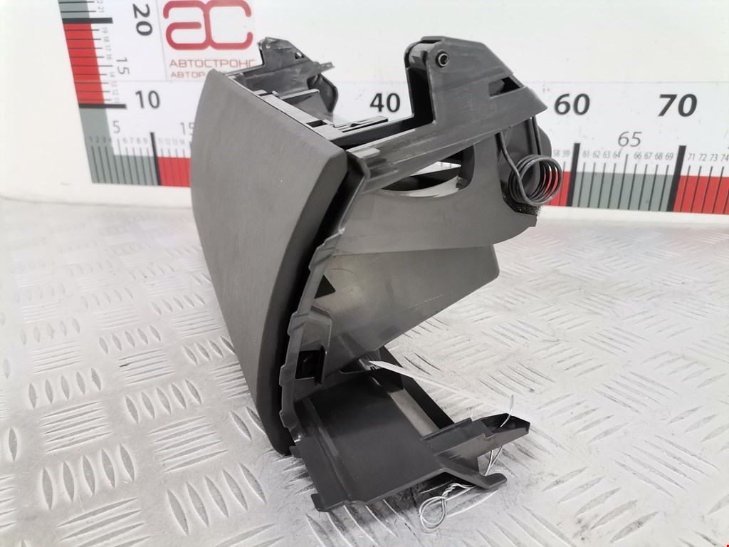 Бардачок TOYOTA Prius III XW30 2009-2015