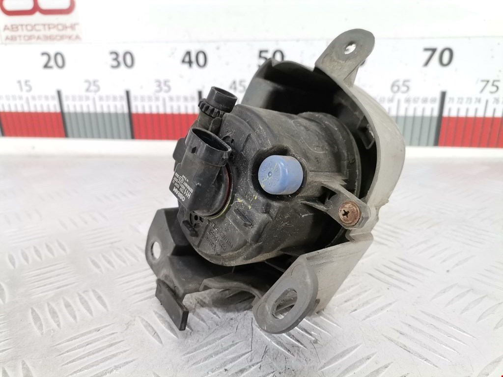 Фара противотуманная левая (ПТФ) TOYOTA Prius III XW30 2009-2015