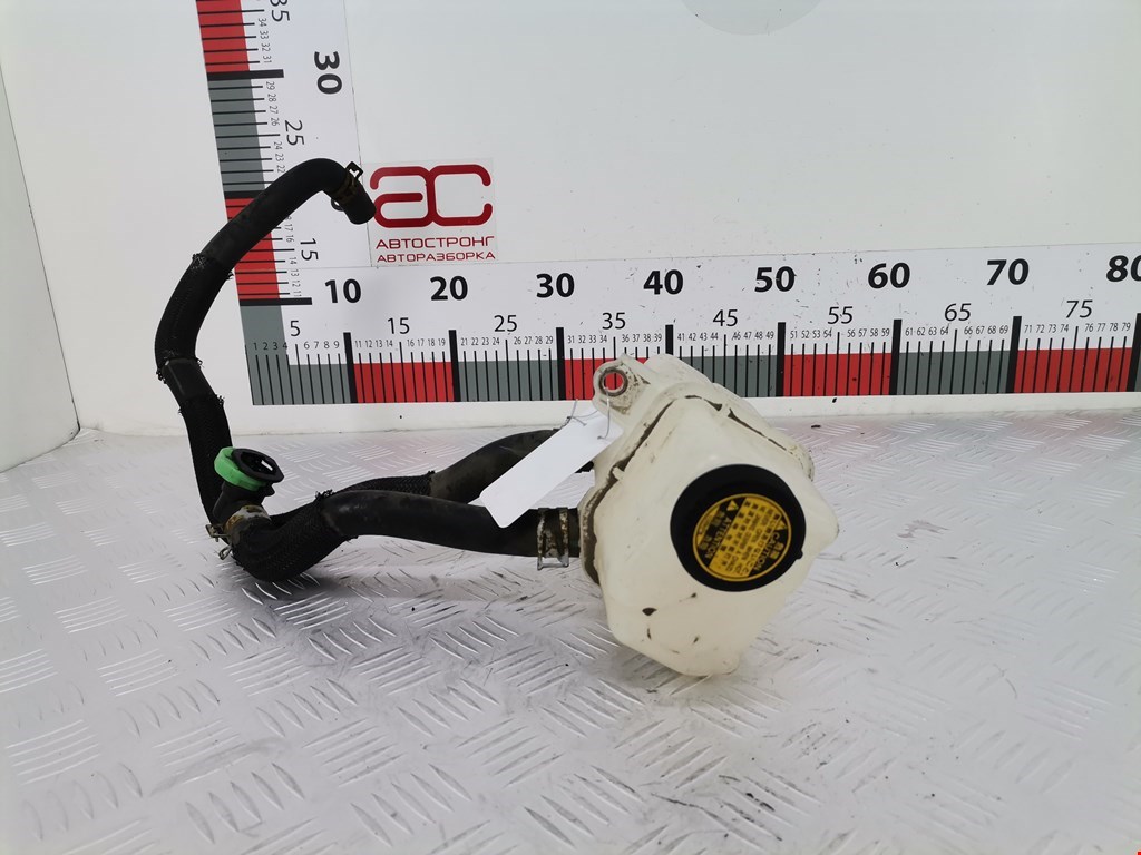 Бачок расширительный TOYOTA Prius III XW30 2009-2015