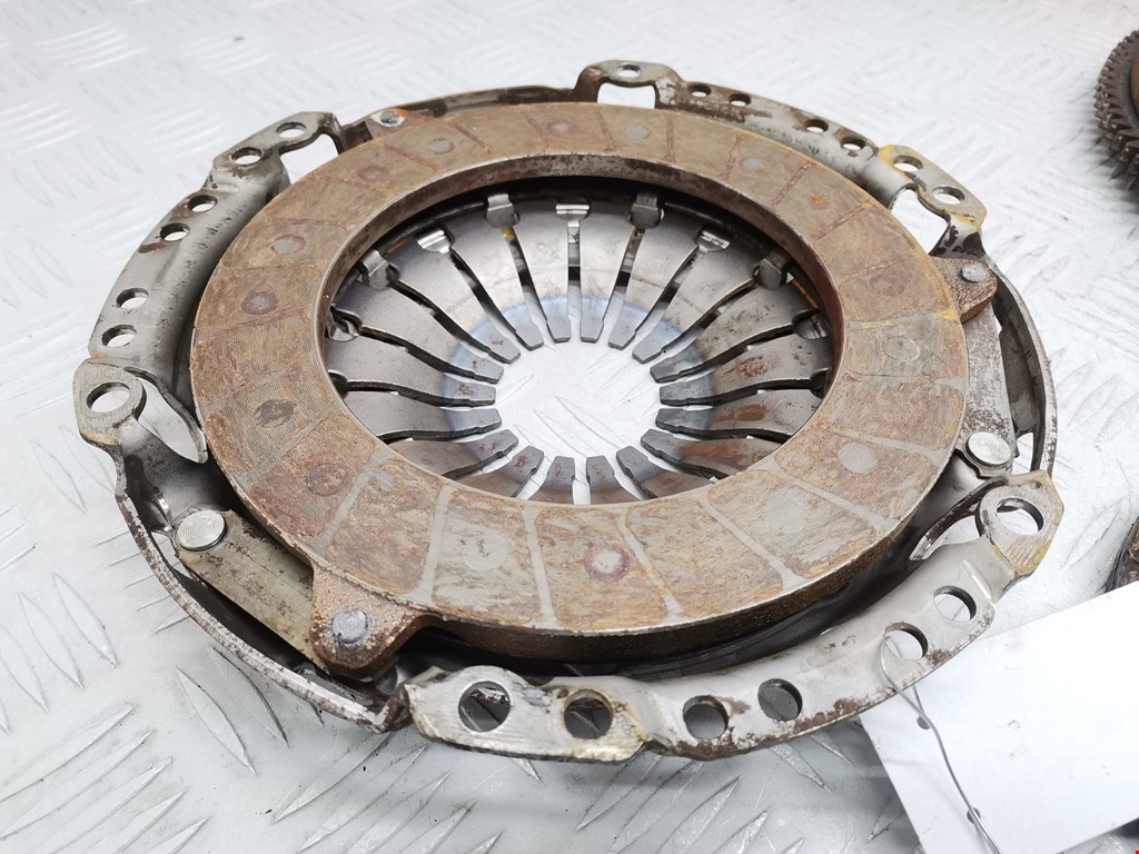 Маховик (демпфер сцепления) TOYOTA Echo 1999-2005