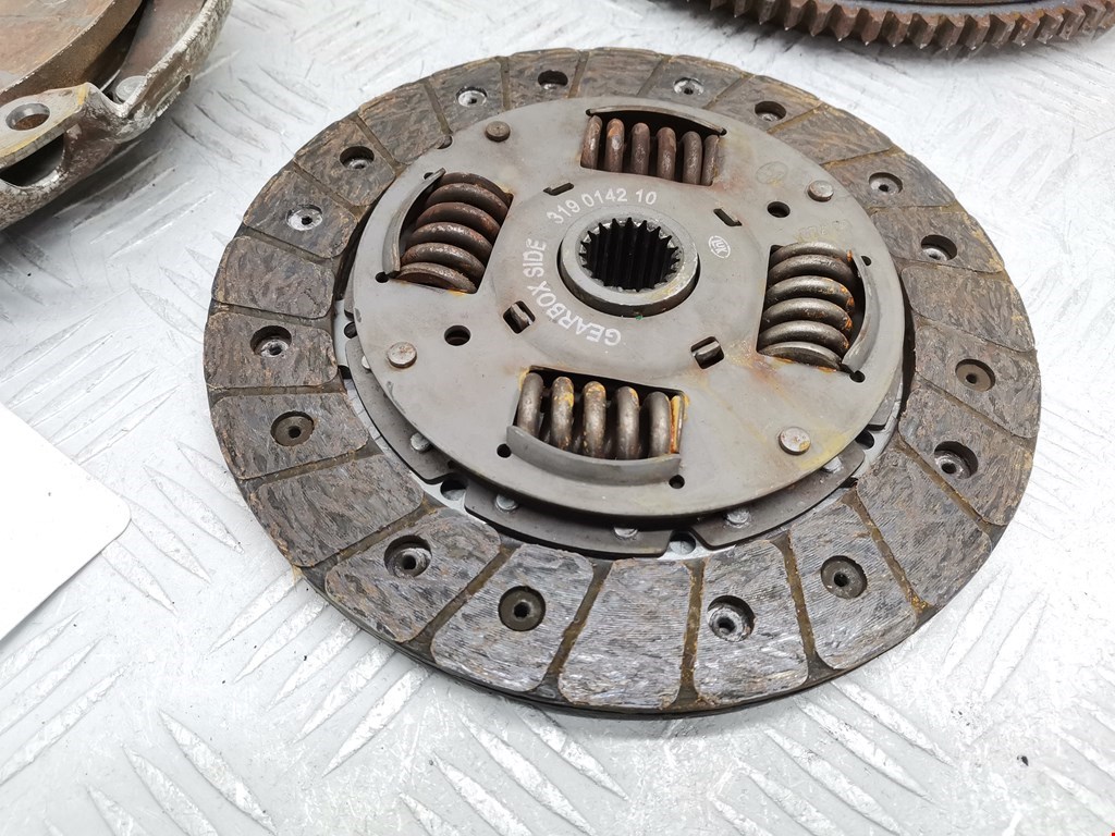 Маховик (демпфер сцепления) TOYOTA Echo 1999-2005