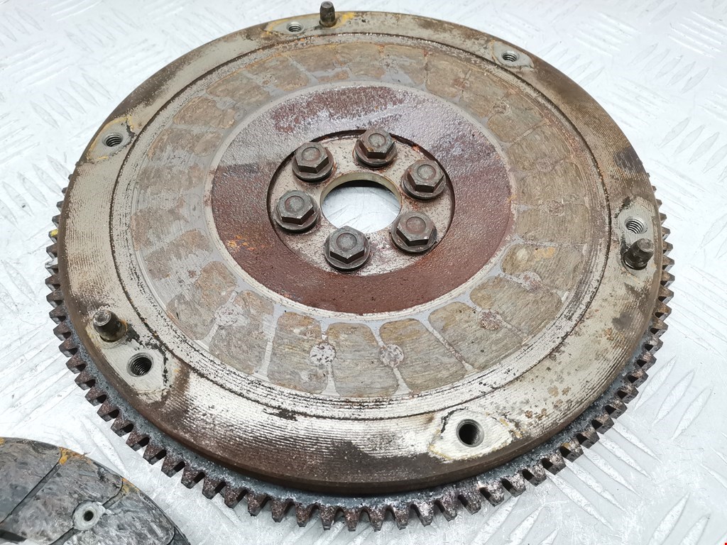 Маховик (демпфер сцепления) TOYOTA Echo 1999-2005