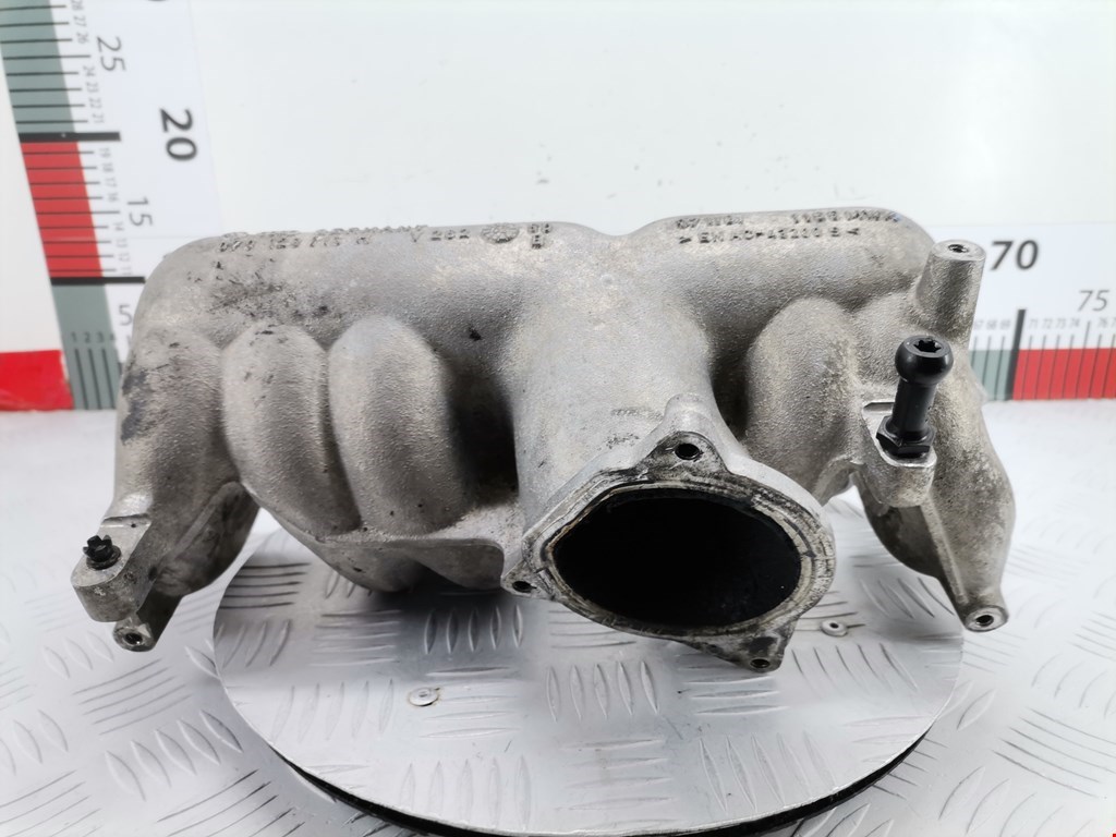 Коллектор впускной VOLKSWAGEN Touareg 2002-2010