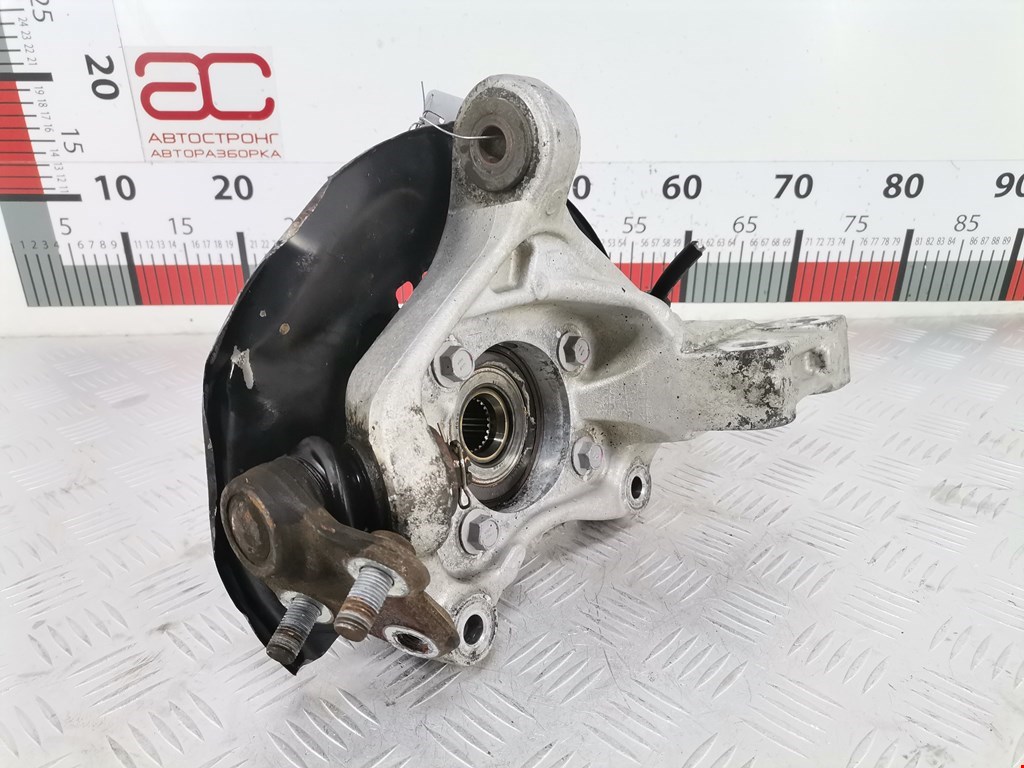 Ступица передняя левая TOYOTA Prius III XW30 2009-2015