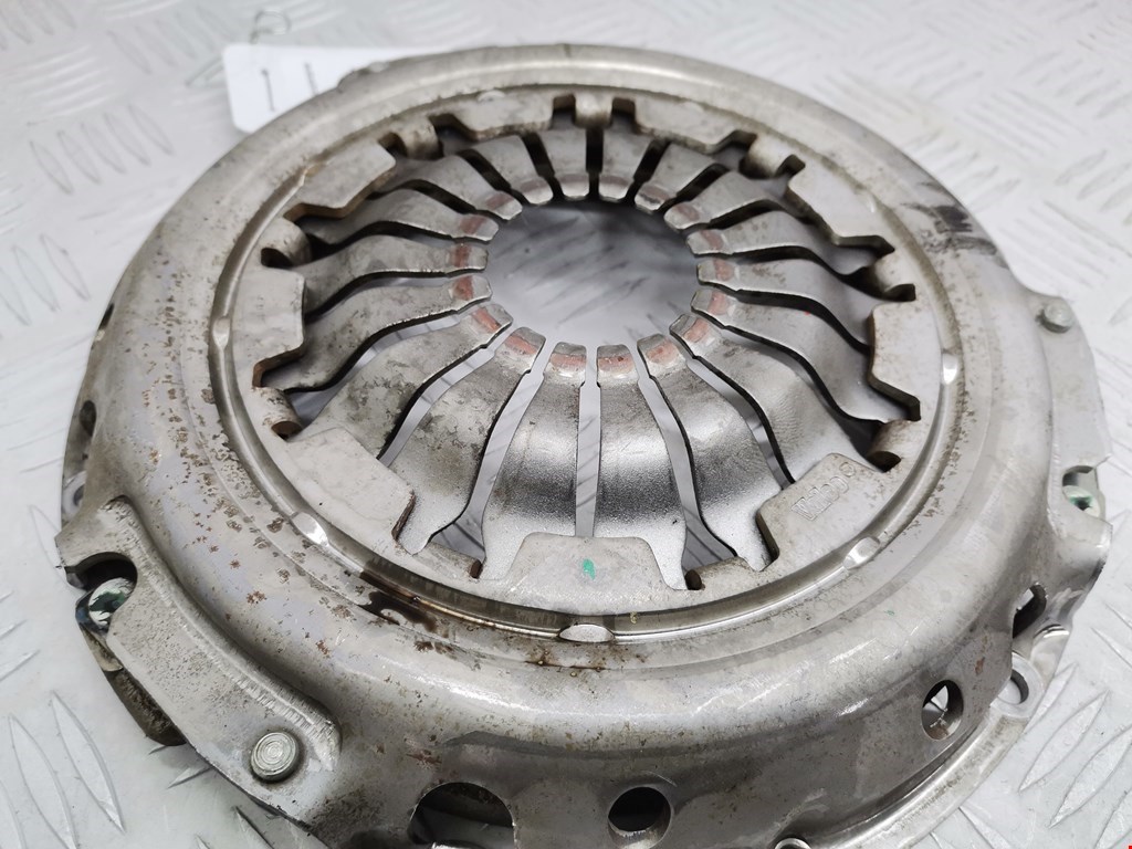 Маховик (демпфер сцепления) DACIA Sandero 2013-2020