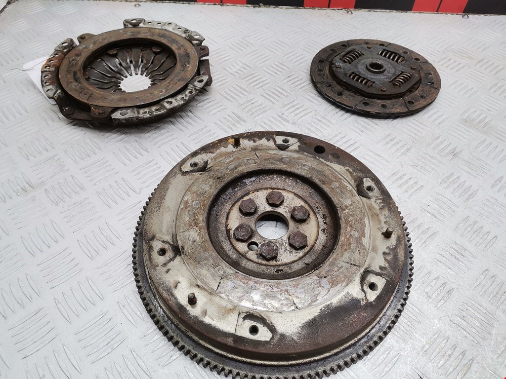 Маховик (демпфер сцепления) MAZDA Mazda 2 DY 2003-2007