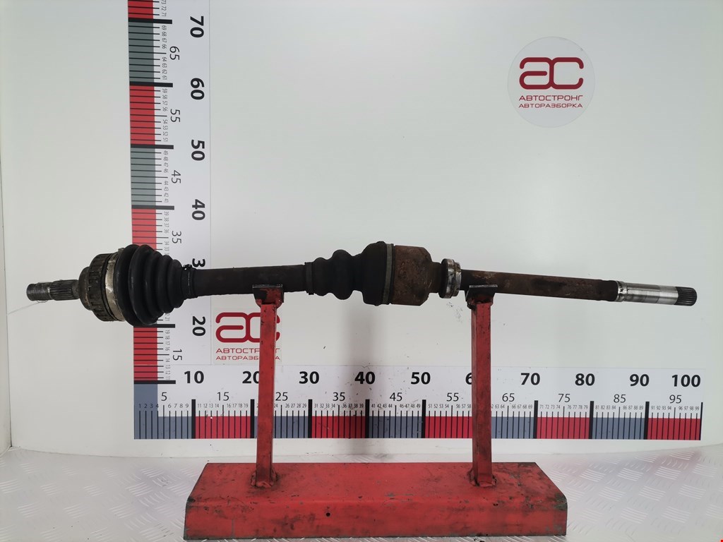 Полуось передняя правая (приводной вал шрус) Citroen Xsara Picasso (1999-2012)