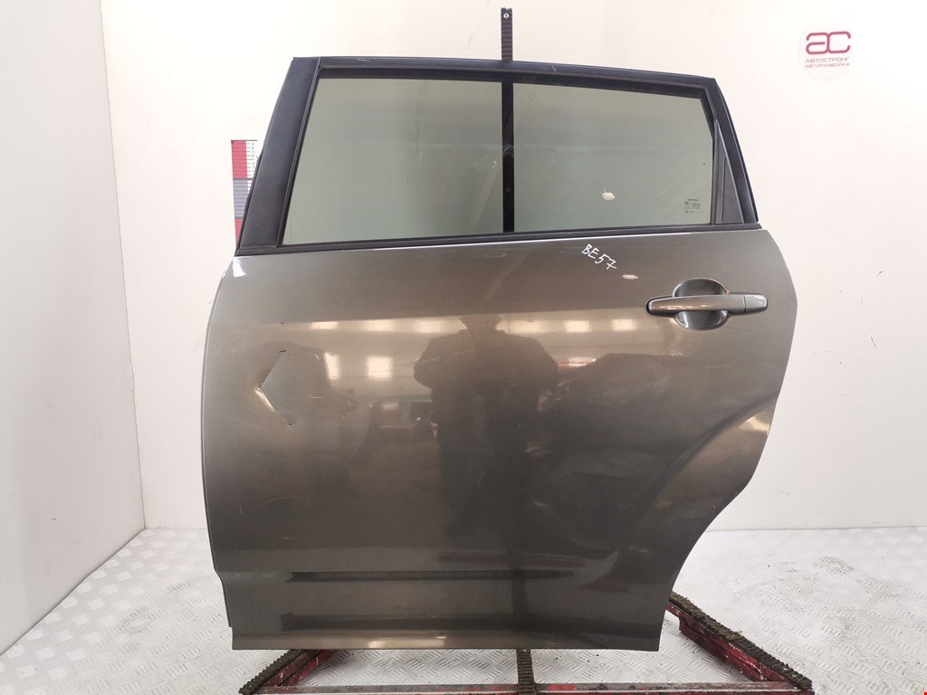 Дверь задняя левая TOYOTA Corolla Verso E121 AR10 2001-2009