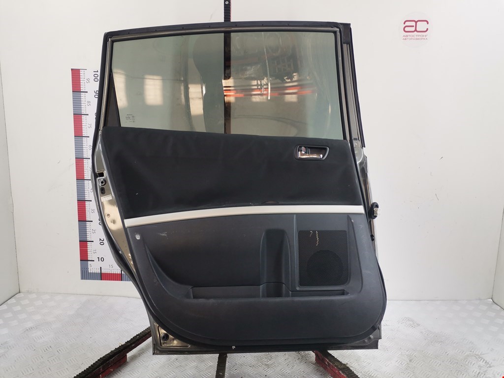 Дверь задняя левая TOYOTA Corolla Verso E121 AR10 2001-2009