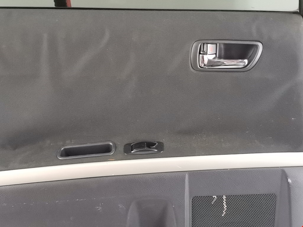 Дверь задняя левая TOYOTA Corolla Verso E121 AR10 2001-2009