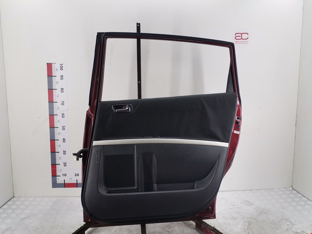 Дверь задняя правая TOYOTA Corolla Verso E121 AR10 2001-2009