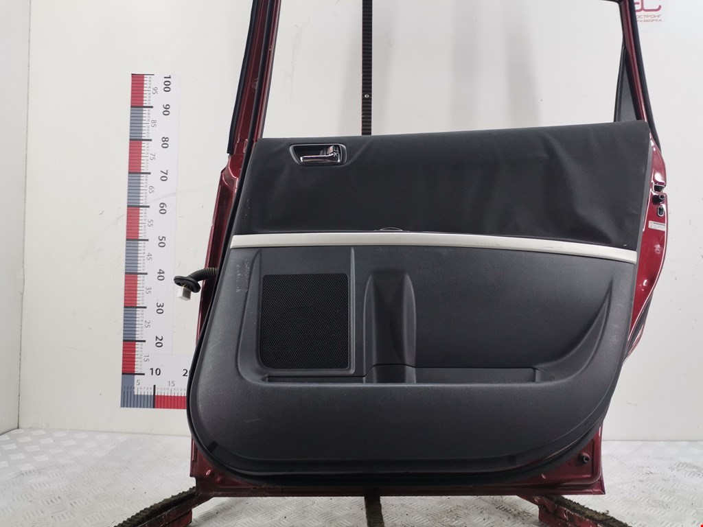 Дверь задняя правая TOYOTA Corolla Verso E121 AR10 2001-2009