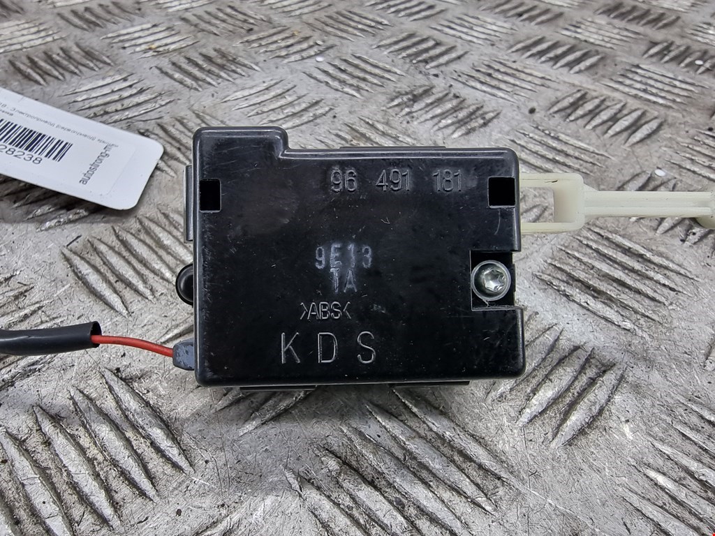 Активатор замка багажника CHEVROLET Aveo T200 2003-2008