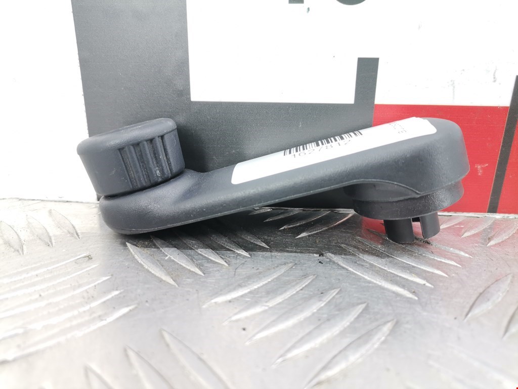 Ручка стеклоподъемника RENAULT Clio 1998-2008