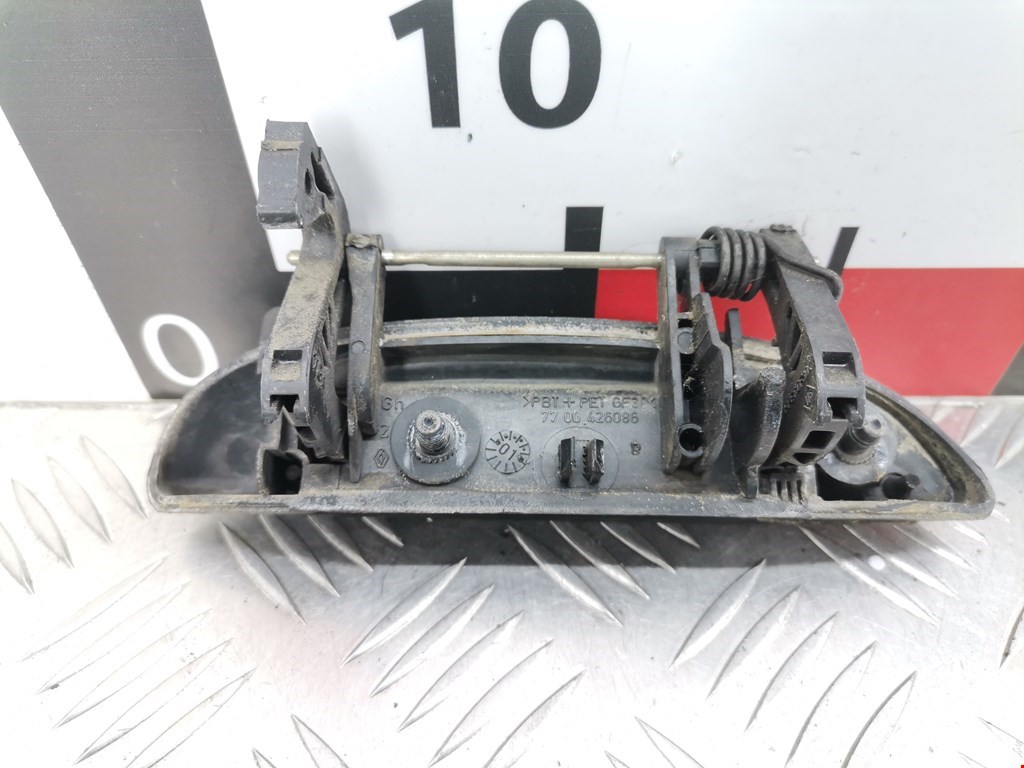 Ручка двери задней наружная левая RENAULT Clio 1998-2008