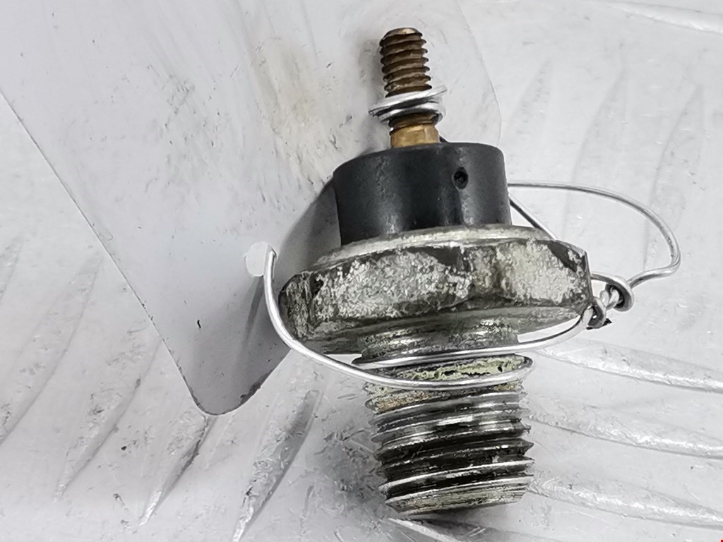 Датчик давления масла FORD Mondeo II 1996-2000