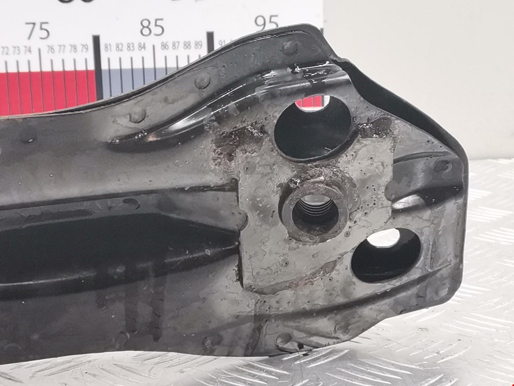 Усилитель переднего бампера (передний) MITSUBISHI Colt Z3 2003-2012