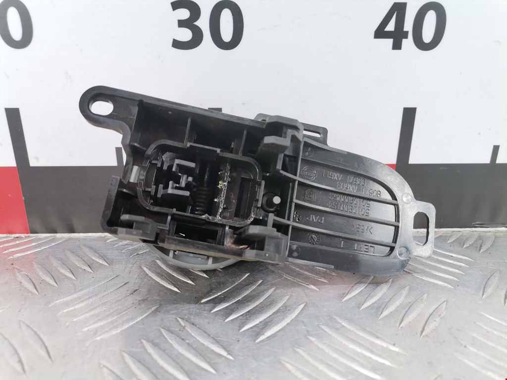 Ручка дверная задняя внутренняя левая NISSAN Micra K12 2003-2010