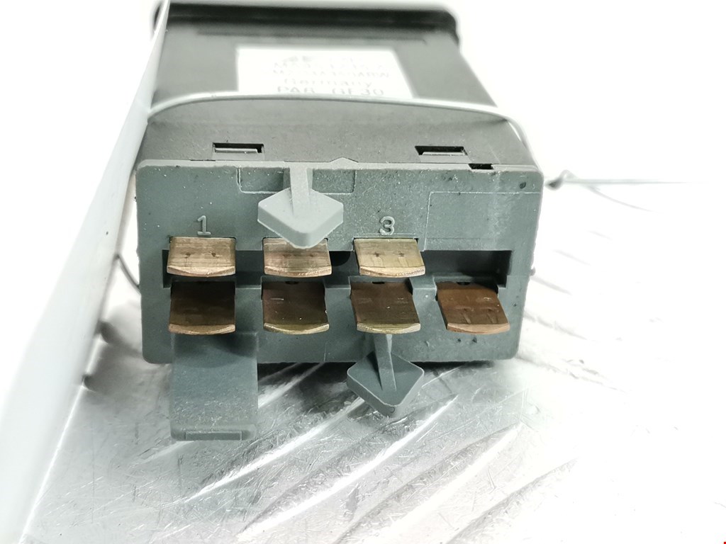 Кнопка аварийной сигнализации (аварийки) FORD Galaxy 1995-2005