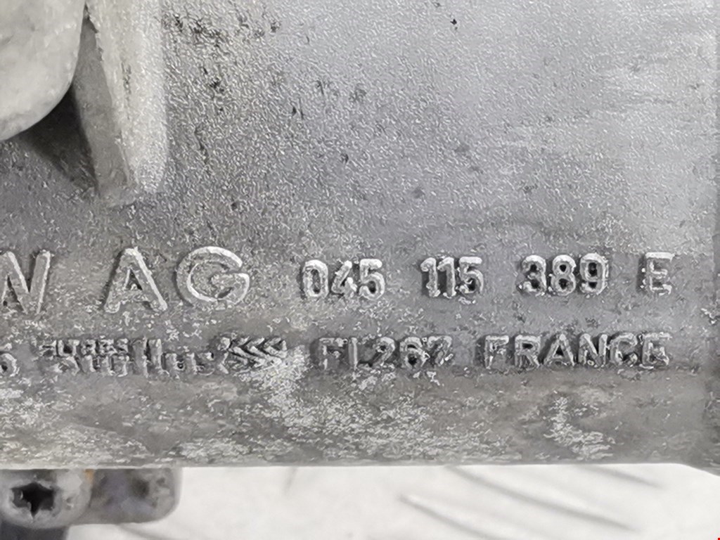 Корпус масляного фильтра VOLKSWAGEN Touran 2003-2010