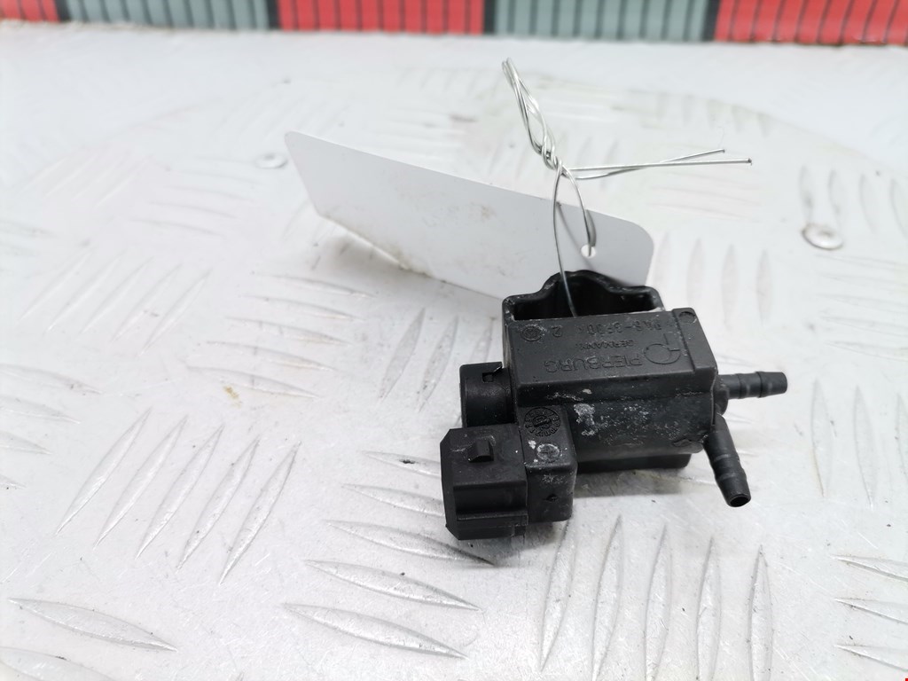 Клапан воздушного фильтра Opel Zafira A (1999-2006)