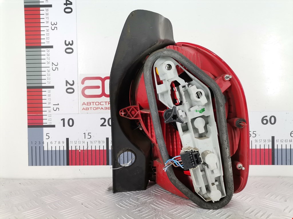Фонарь задний левый RENAULT Modus 2004-2012