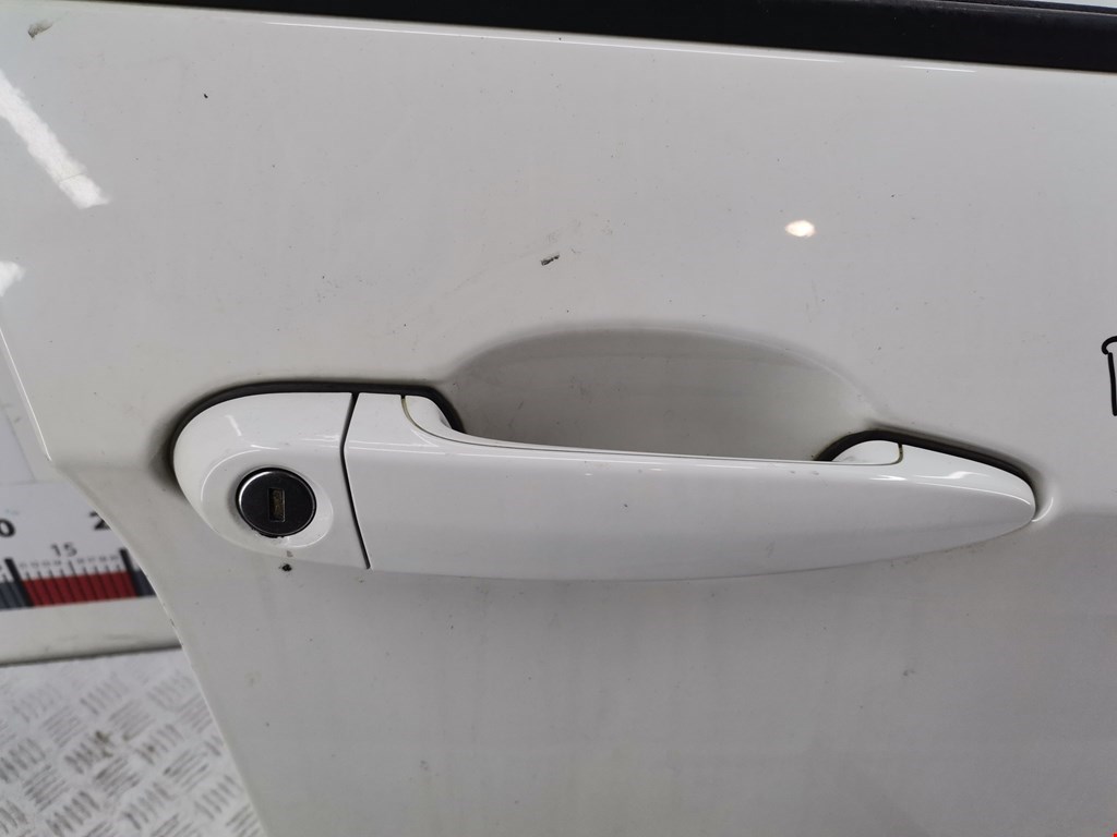 Дверь передняя правая BMW X1 E84 2009-2015