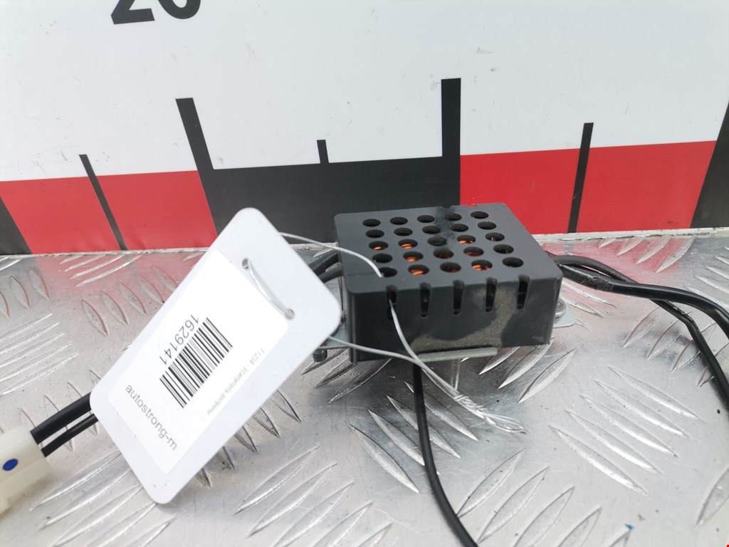 Усилитель антенны SUBARU Impreza 2000-2007