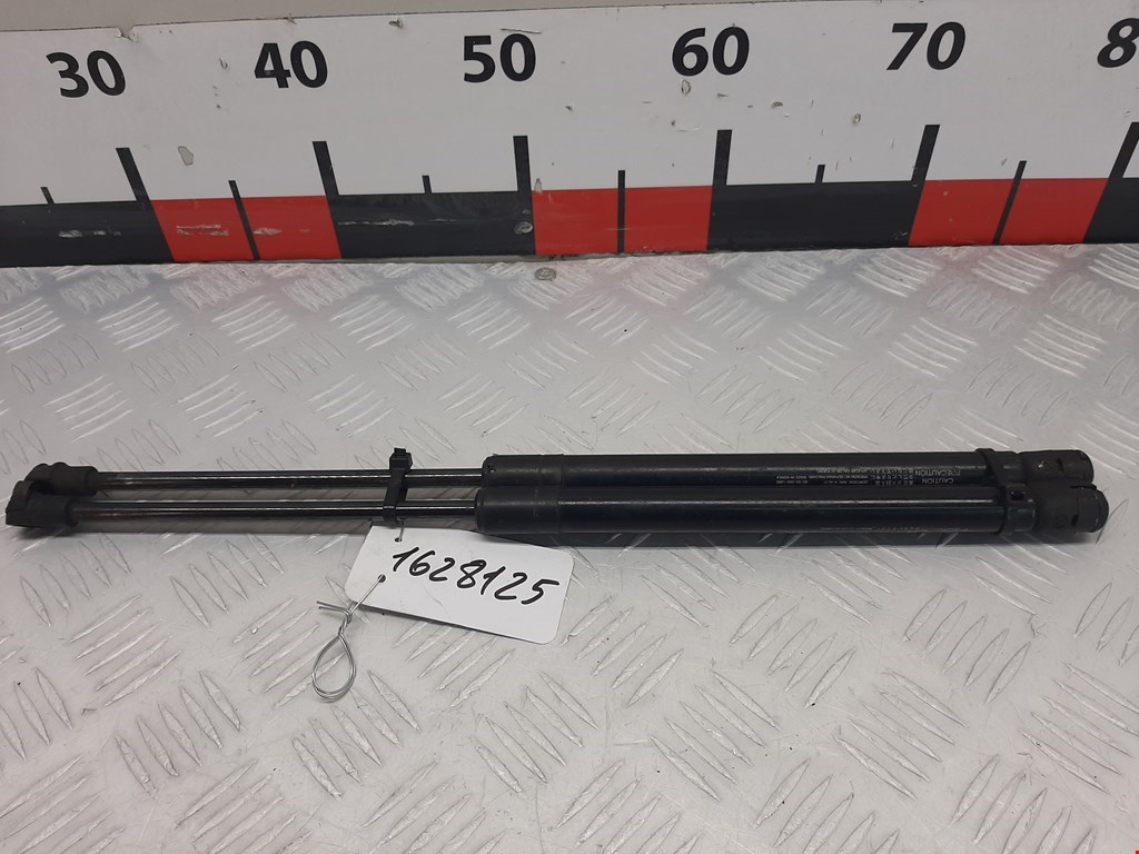 Амортизатор крышки багажника Chevrolet Spark (M300) (2009-2016)