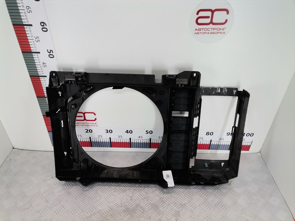 Диффузор (кожух) вентилятора CITROEN Xsara Picasso 1999-2012