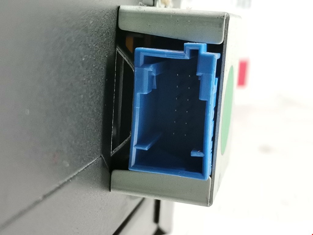 Ченджер компакт дисков PEUGEOT 607 2000-2010