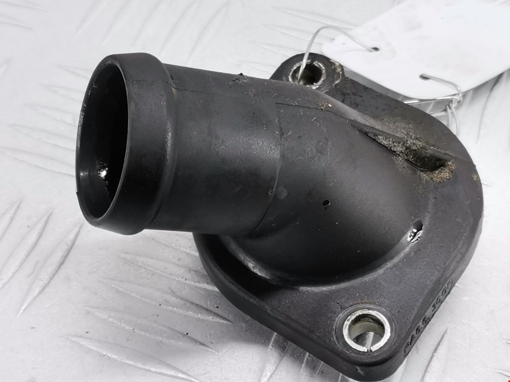 Корпус термостата VOLKSWAGEN Passat B5 1997-2005