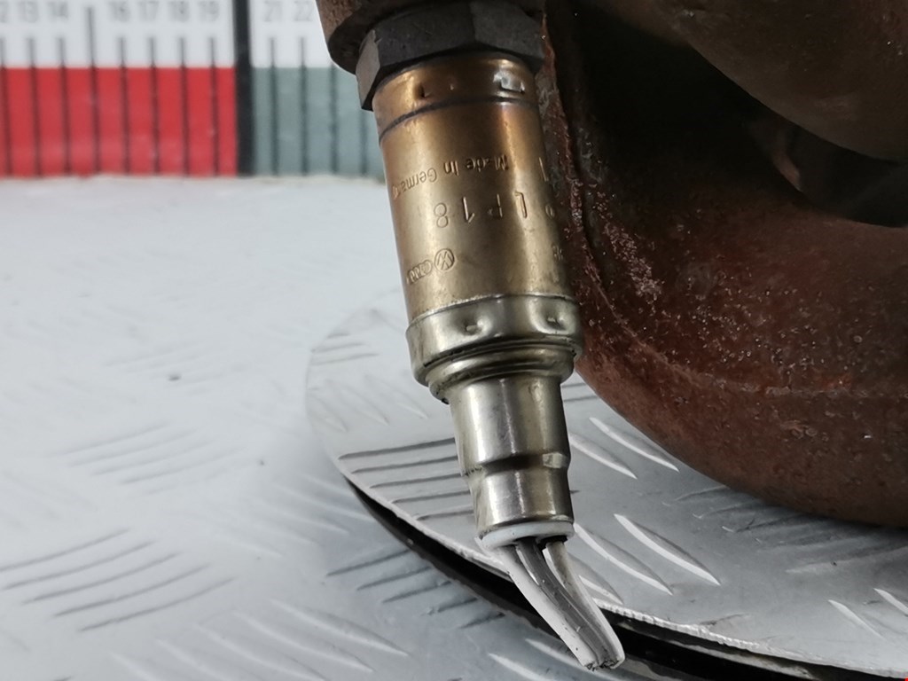 Коллектор выпускной AUDI A4 B5 1995-2001