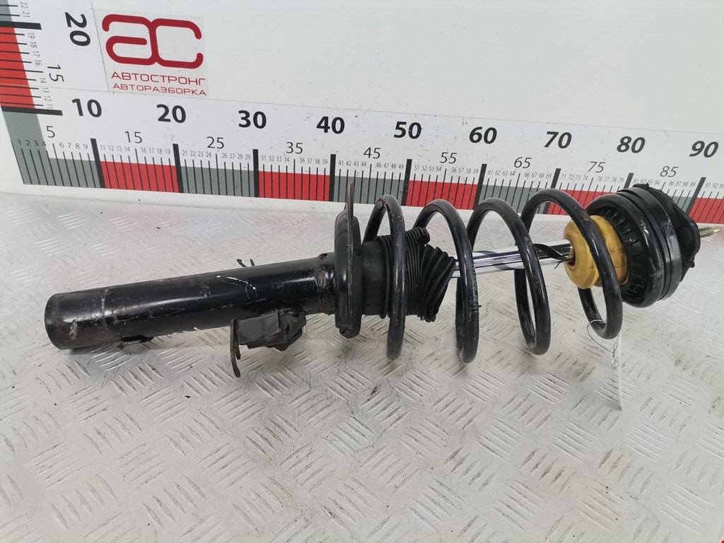 Стойка амортизатора переднего правого Ford Mondeo 3 (2000-2007)