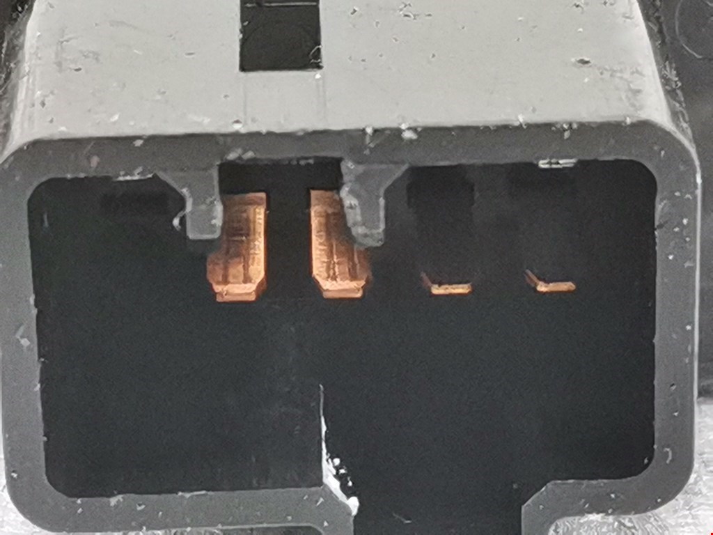 Кнопка включения противотуманных фар MITSUBISHI Sigma 1990-1996