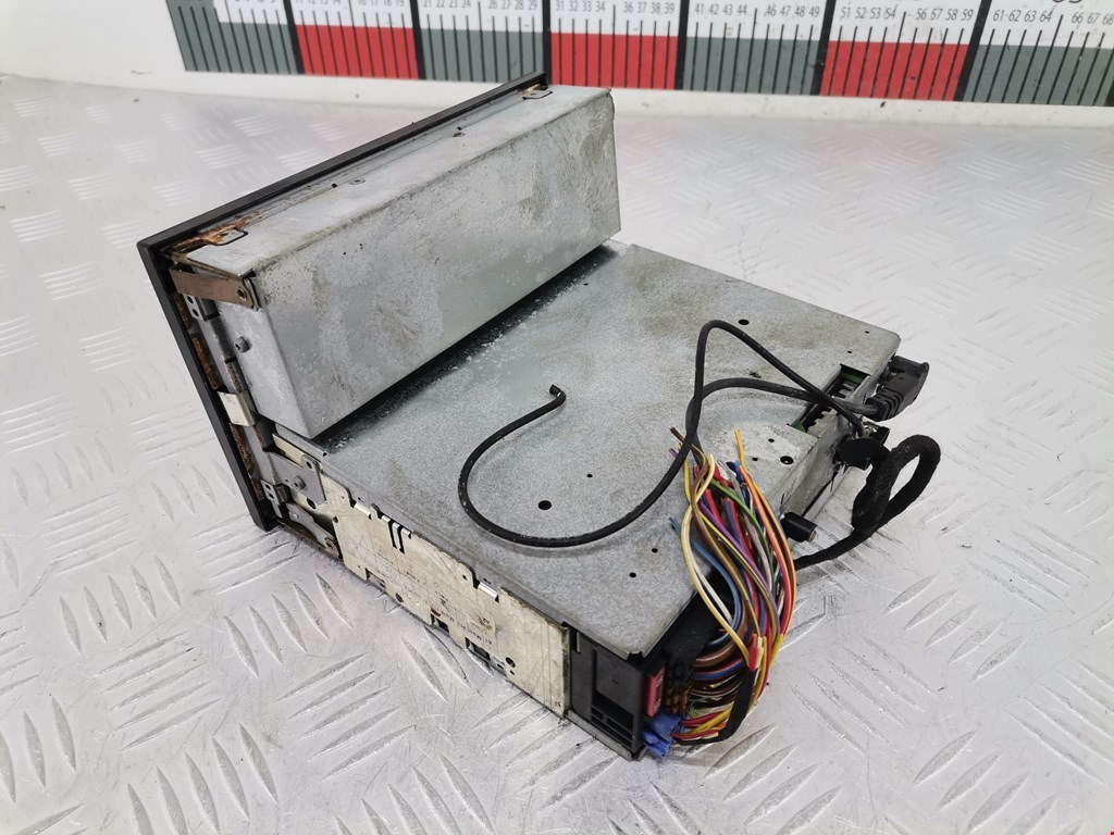 Магнитола VOLKSWAGEN Passat B5 1997-2005