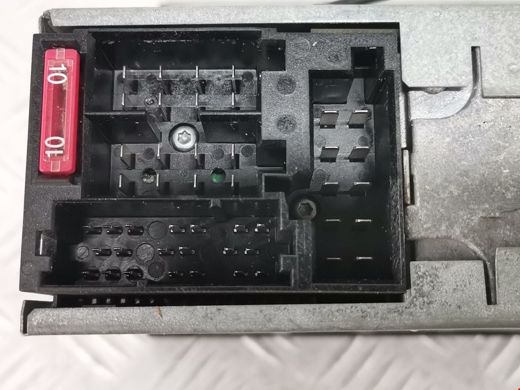 Магнитола VOLKSWAGEN Passat B5 1997-2005