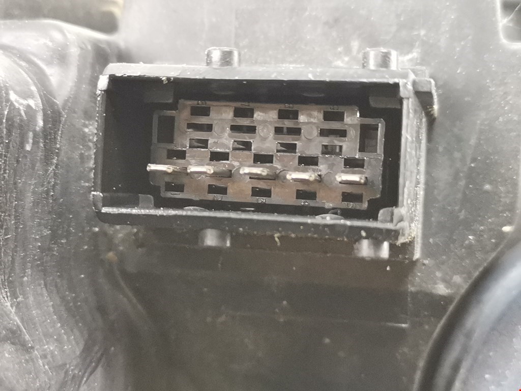 Фара правая CITROEN C5 I 2001-2008