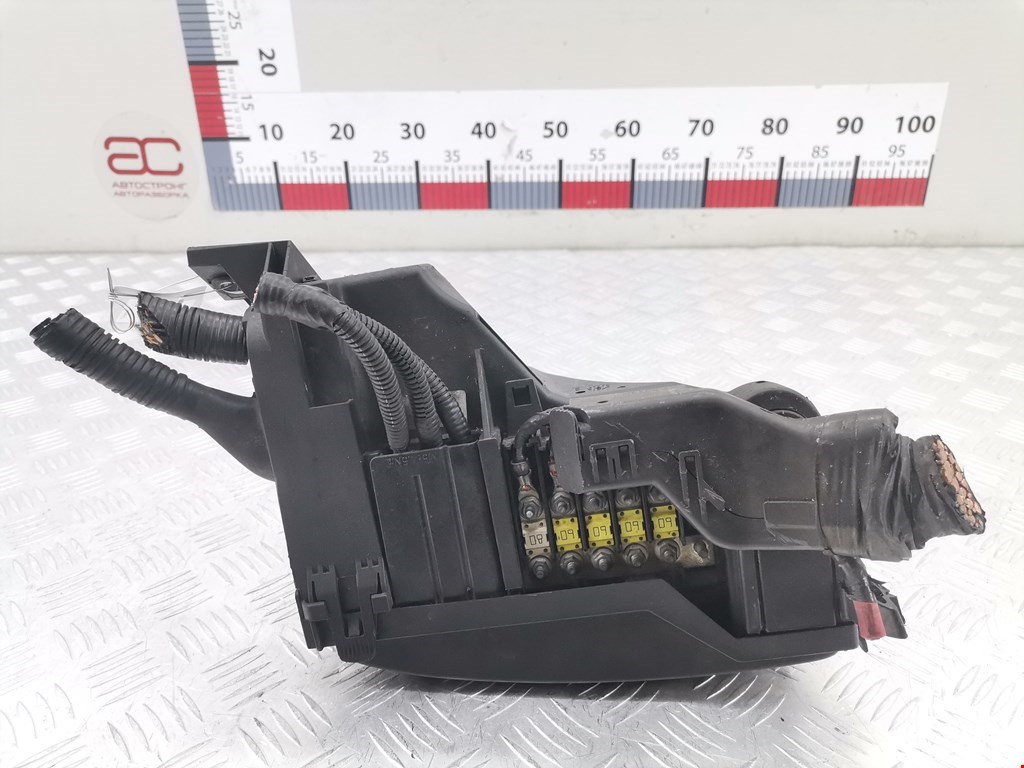 Датчик уровня в бачок омывателя FORD Galaxy 2006-2015