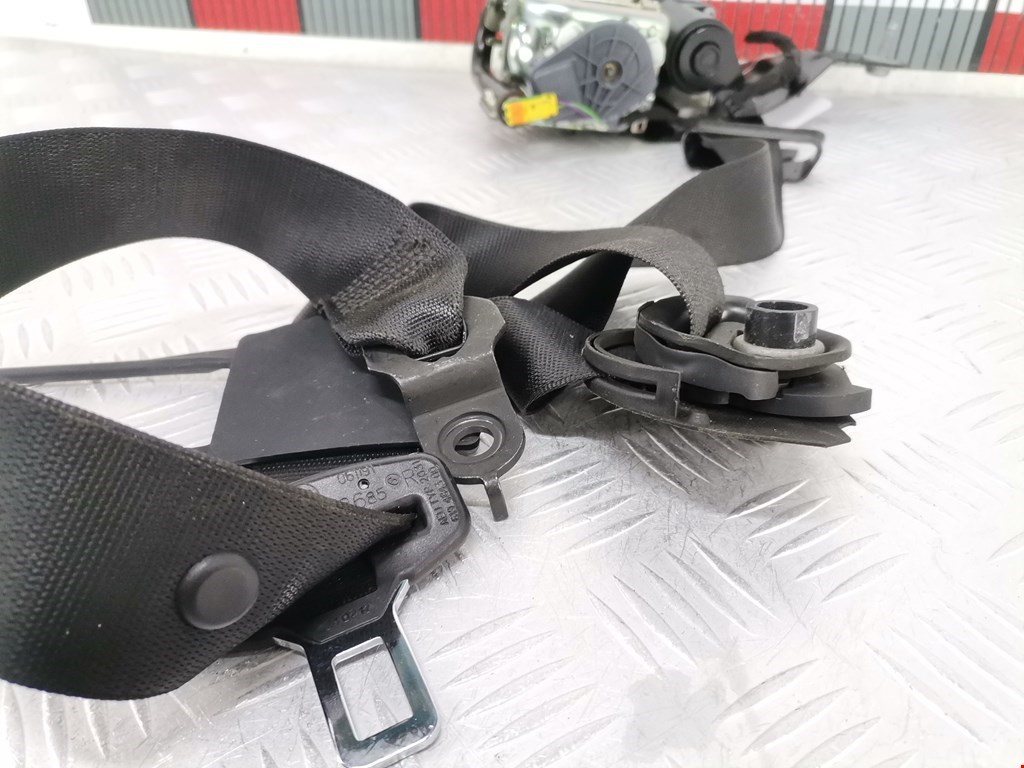 Ремень безопасности передний правый MERCEDES-BENZ E-Class W212, S212, C207 2009-2016