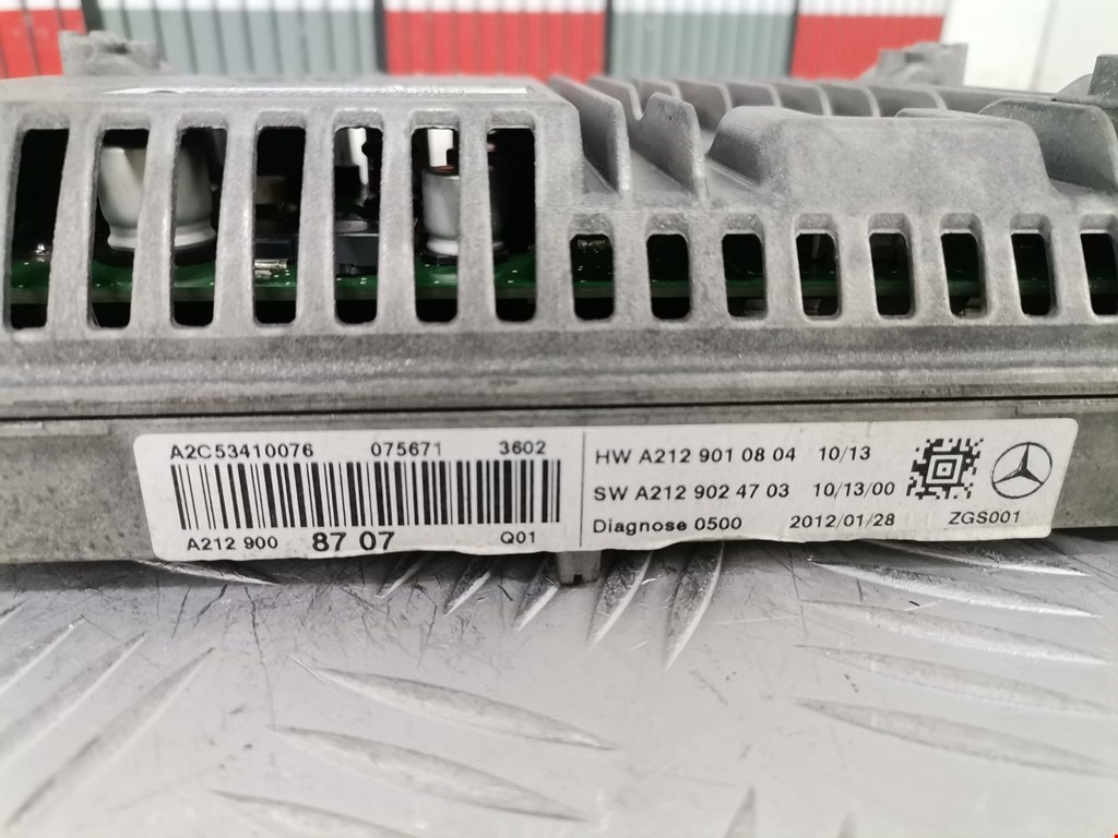 Дисплей информационный (компьютера) MERCEDES-BENZ E-Class W212, S212, C207 2009-2016