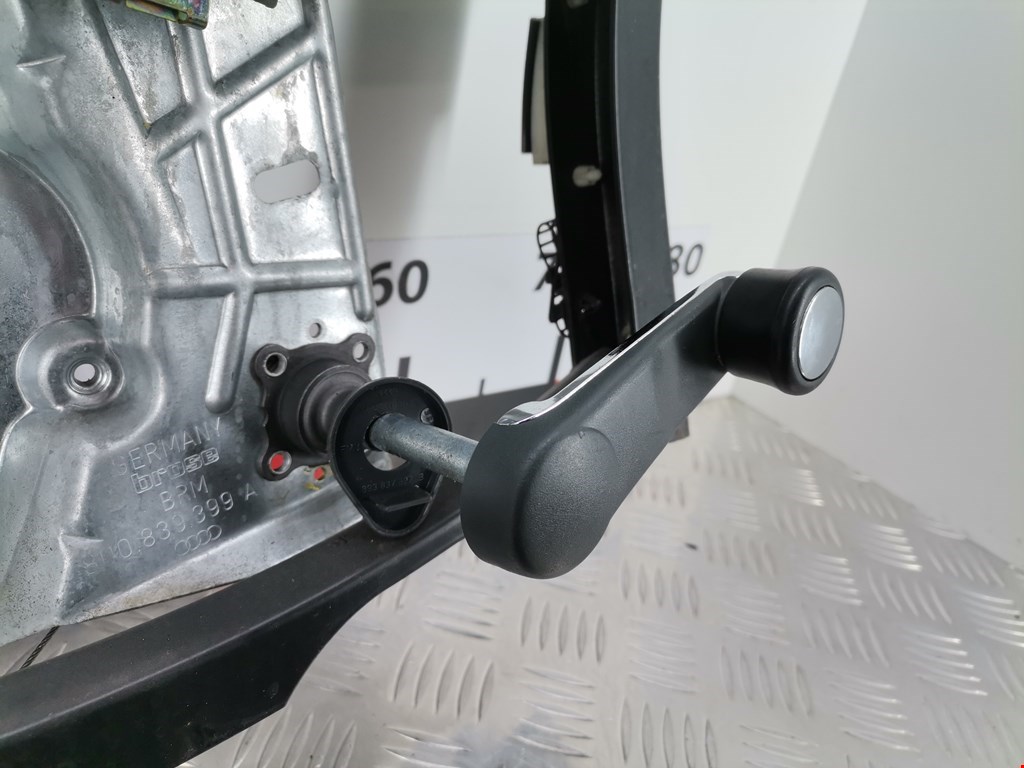 Стеклоподъемник задний левый AUDI A4 B5 1995-2001