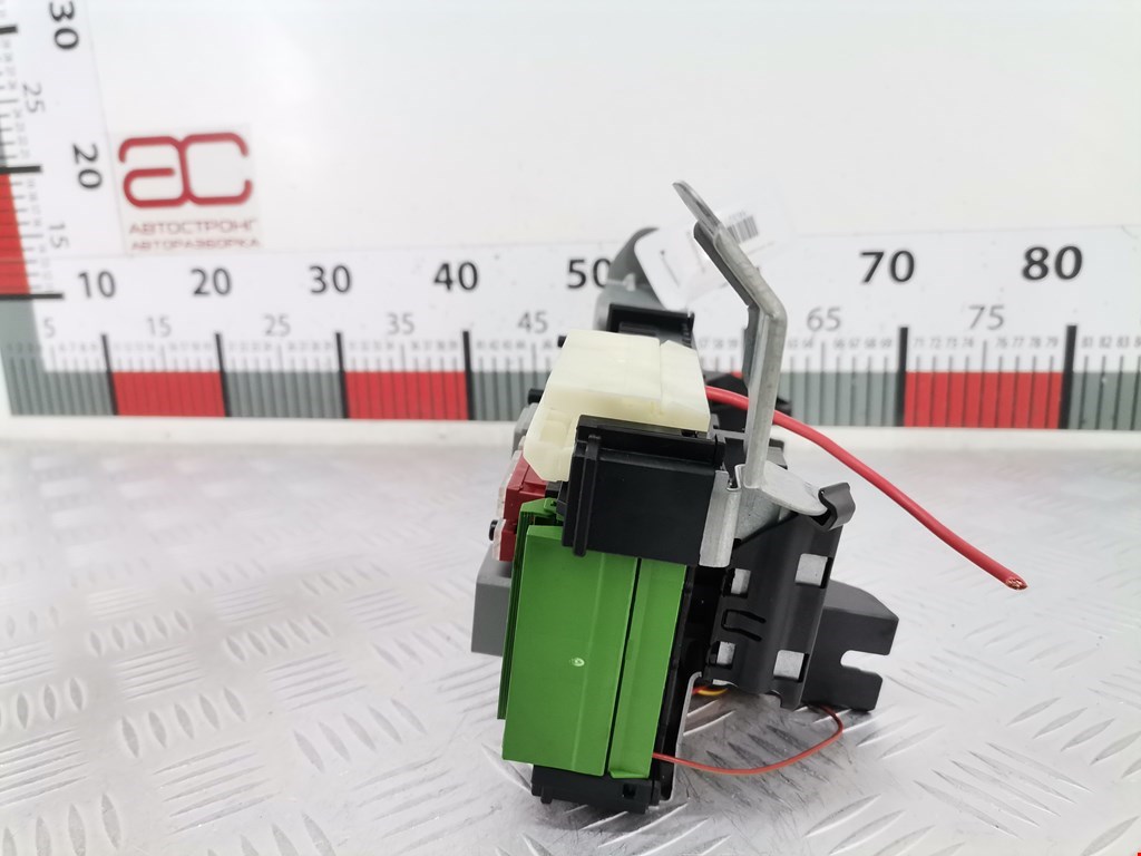 Датчик уровня в бачок омывателя MERCEDES-BENZ E-Class W212, S212, C207 2009-2016