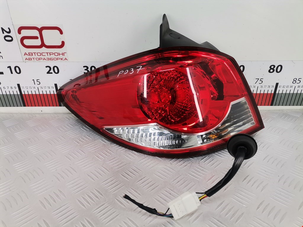 Фонарь задний левый Chevrolet Cruze 2 (J300) (2008-2016)